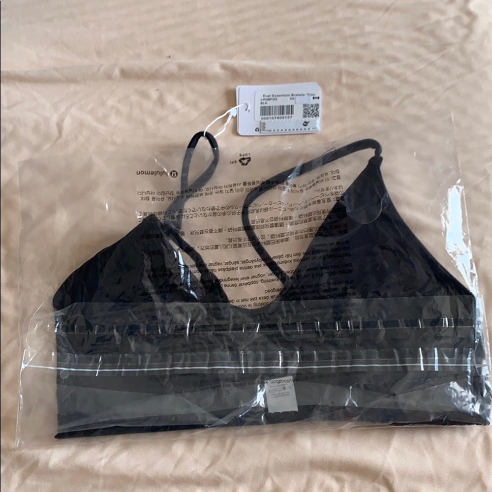 Lululemon ever essentials bralette